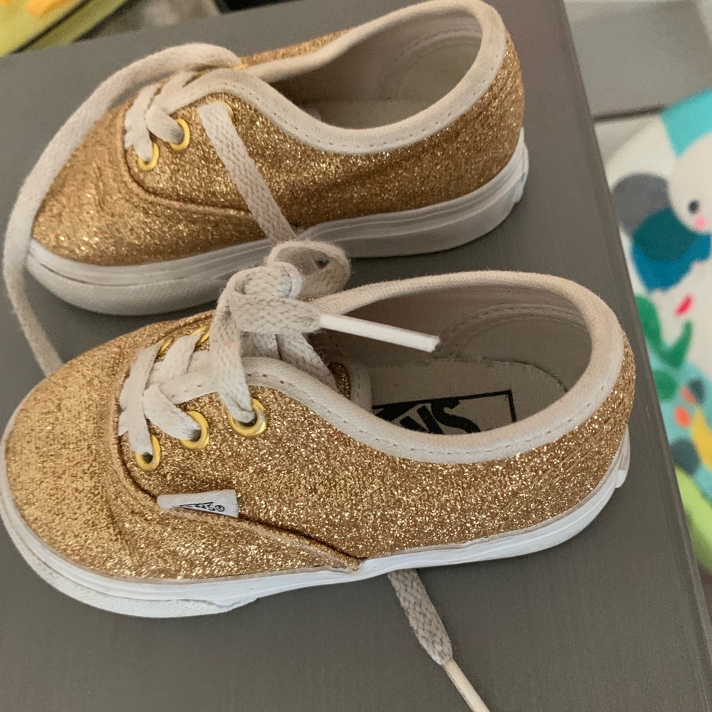 Gold toddler vans
